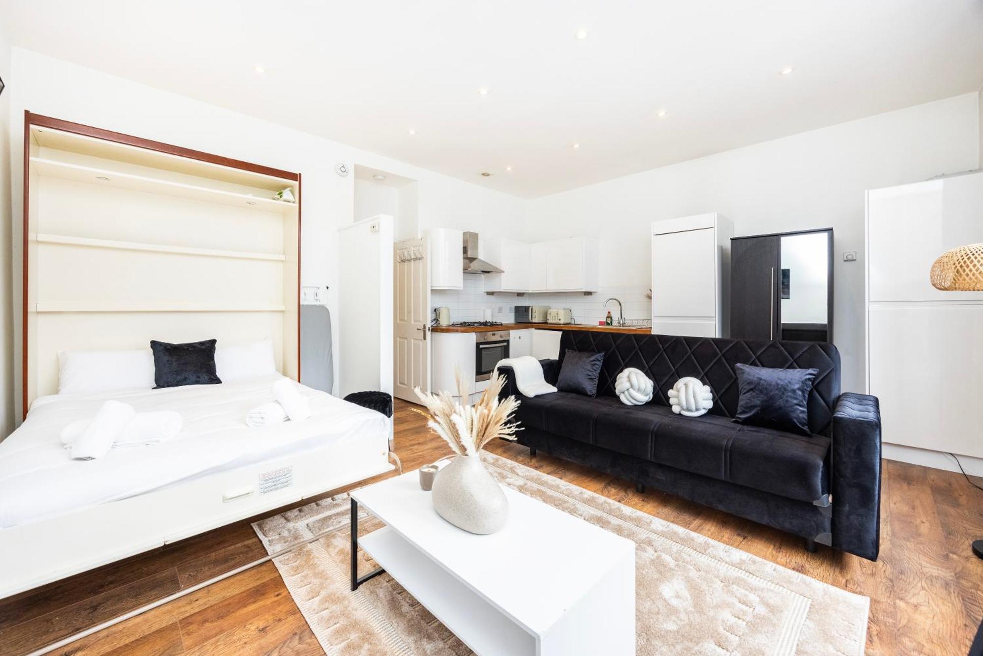 Stylish In Fulham Holiday home London